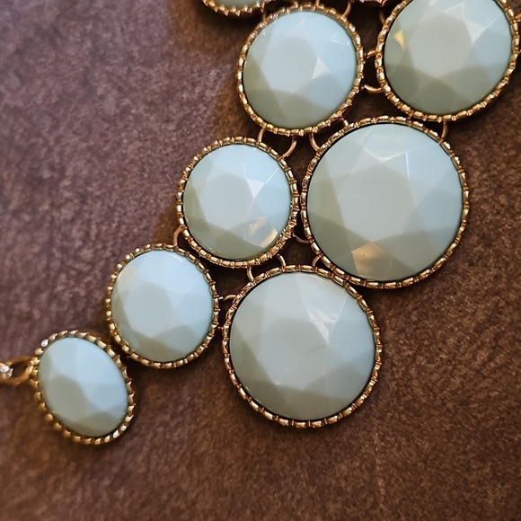 3/$30 Mint Circle Bib Statement Necklace - Picture 4 of 8